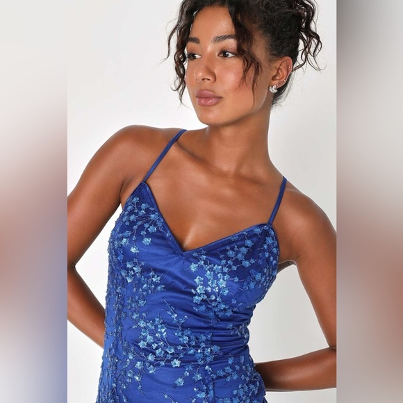 LULU’S Blissful Blossoms Royal Blue Sequin Backless Mini Dress - Picture 2 of 7